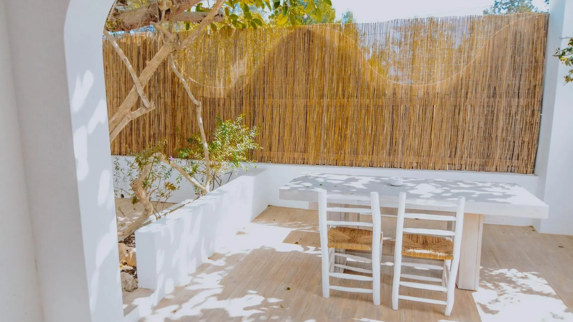 Secret Oasis Ibiza-Only Adults Aparthotel San Antonio