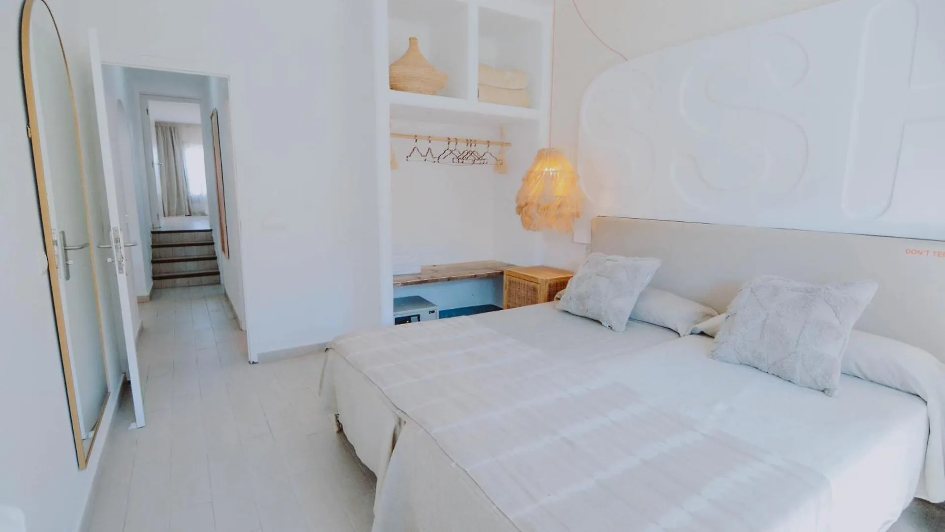 Secret Oasis Ibiza-Only Adults Aparthotel San Antonio