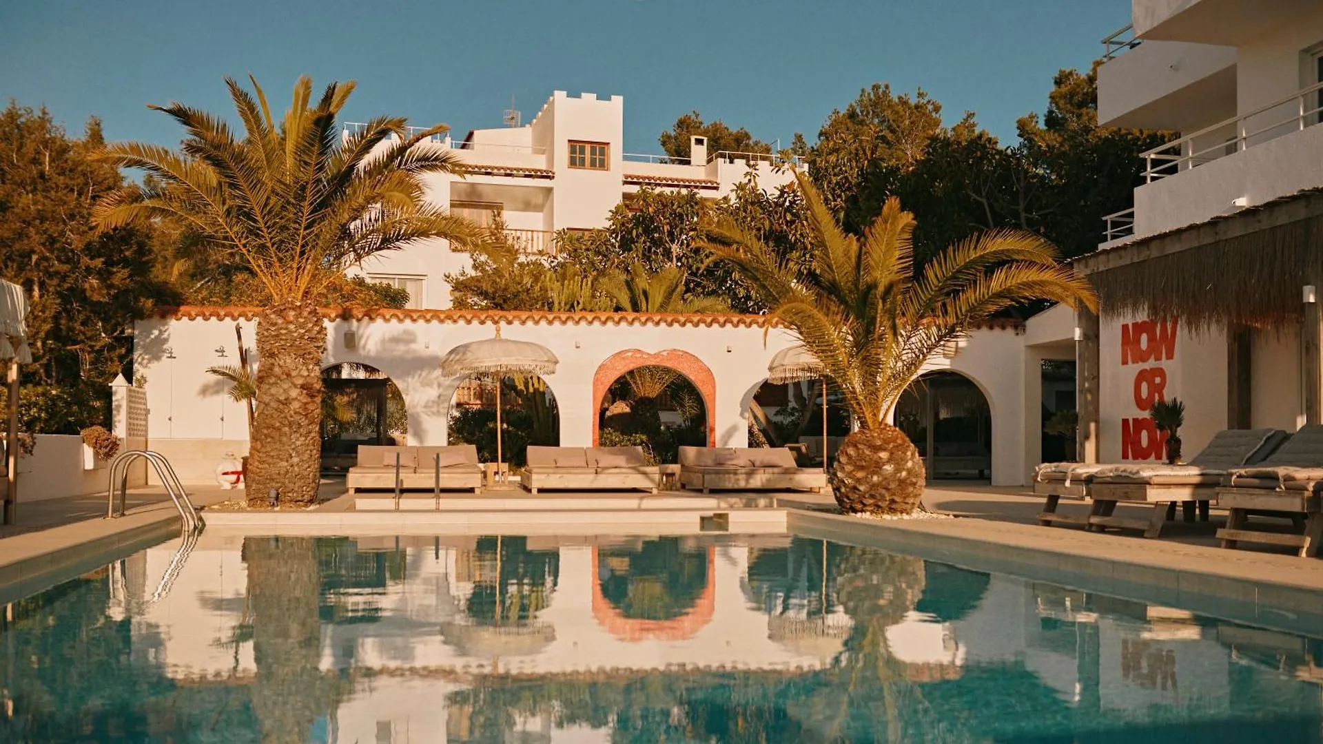 Secret Oasis Ibiza-Only Adults Aparthotel San Antonio  San Antonio (Ibiza)