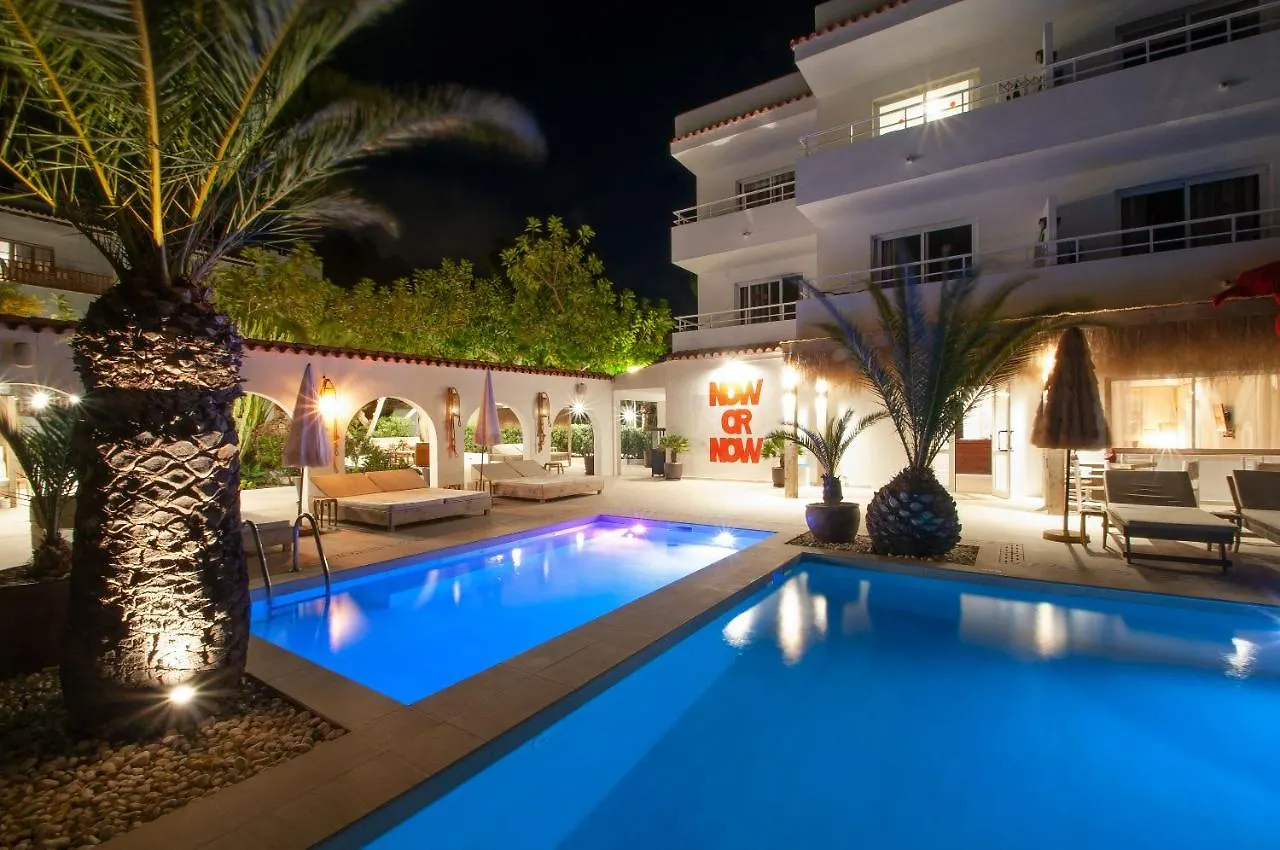 **  Secret Oasis Ibiza-Only Adults Aparthotel San Antonio  Spanje