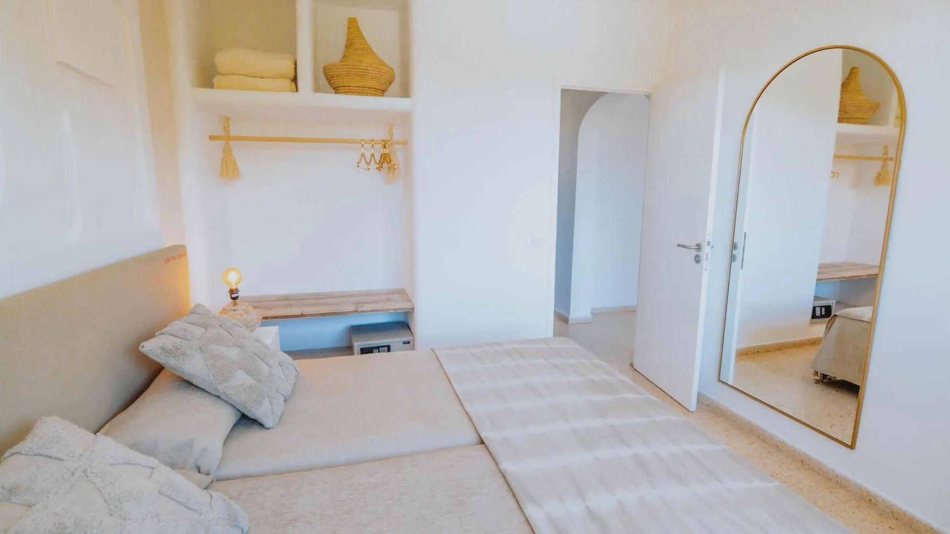 **  Aparthotel Secret Oasis Ibiza-Only Adults Sant Antoni de Portmany Spanien