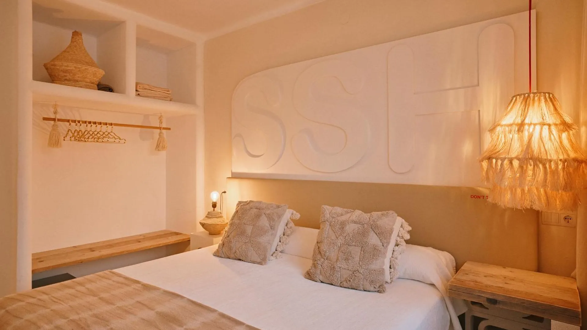 Aparthotel Secret Oasis Ibiza-Only Adults Sant Antoni de Portmany